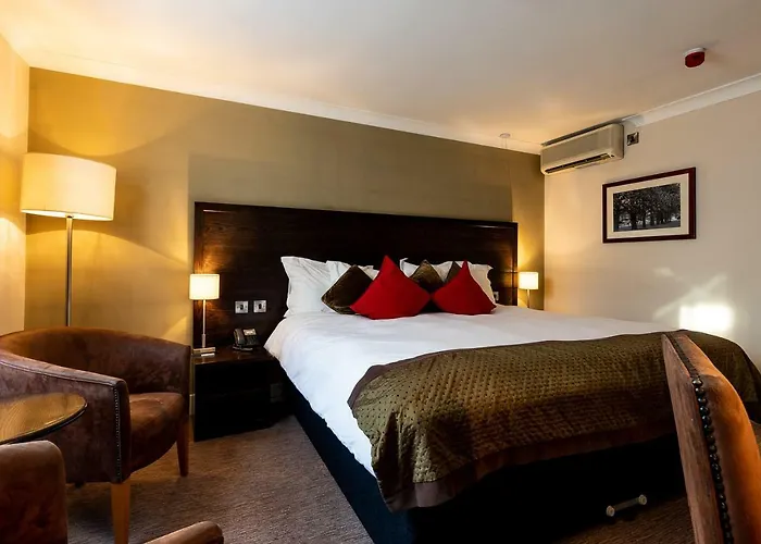 Rose And Crown Hotel